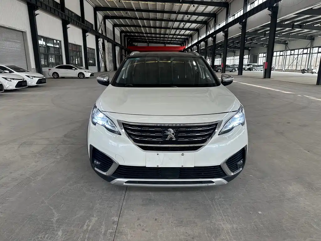 Peugeot 5008 350THP 7 seats Boundless Edition, фото 2