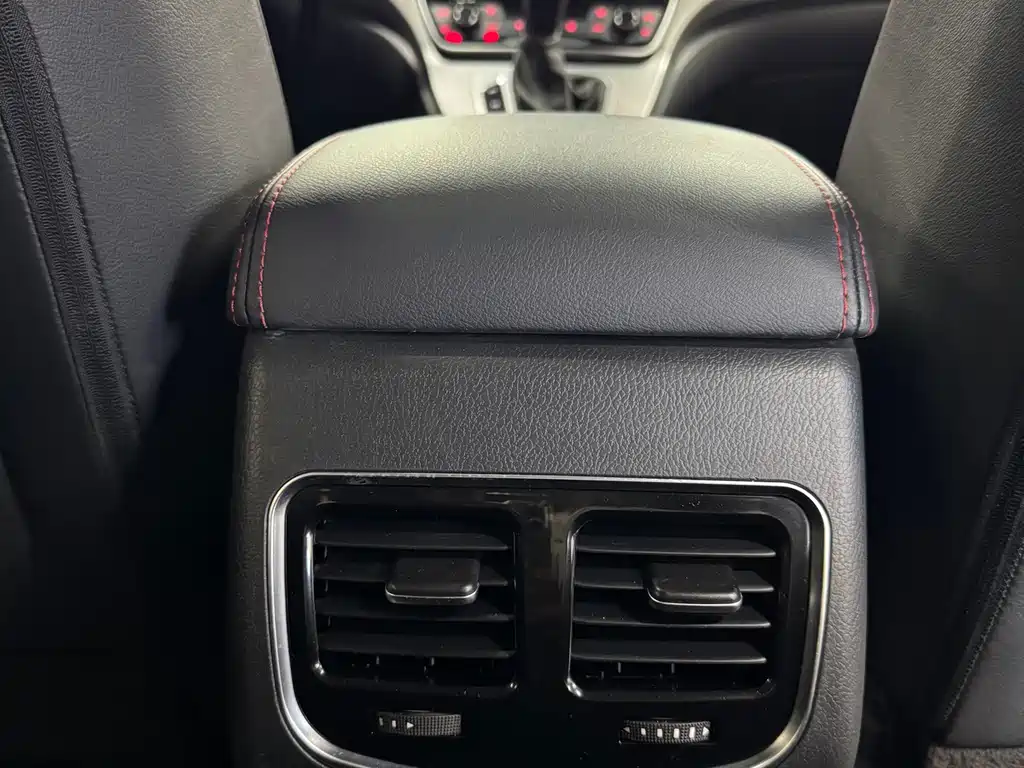Haval M6 — миниатюра 25