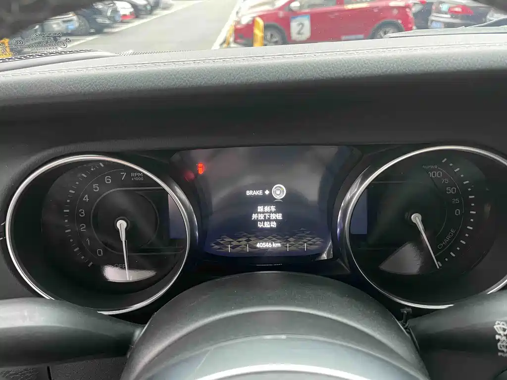 Jeep Wrangler PHEV — миниатюра 9