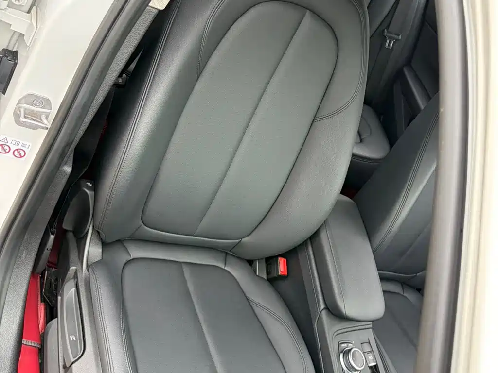 BMW 1 Series — миниатюра 10
