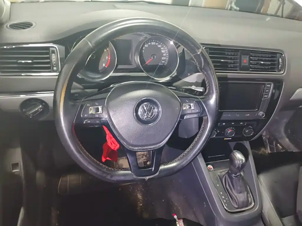 Volkswagen Sagitar — миниатюра 11
