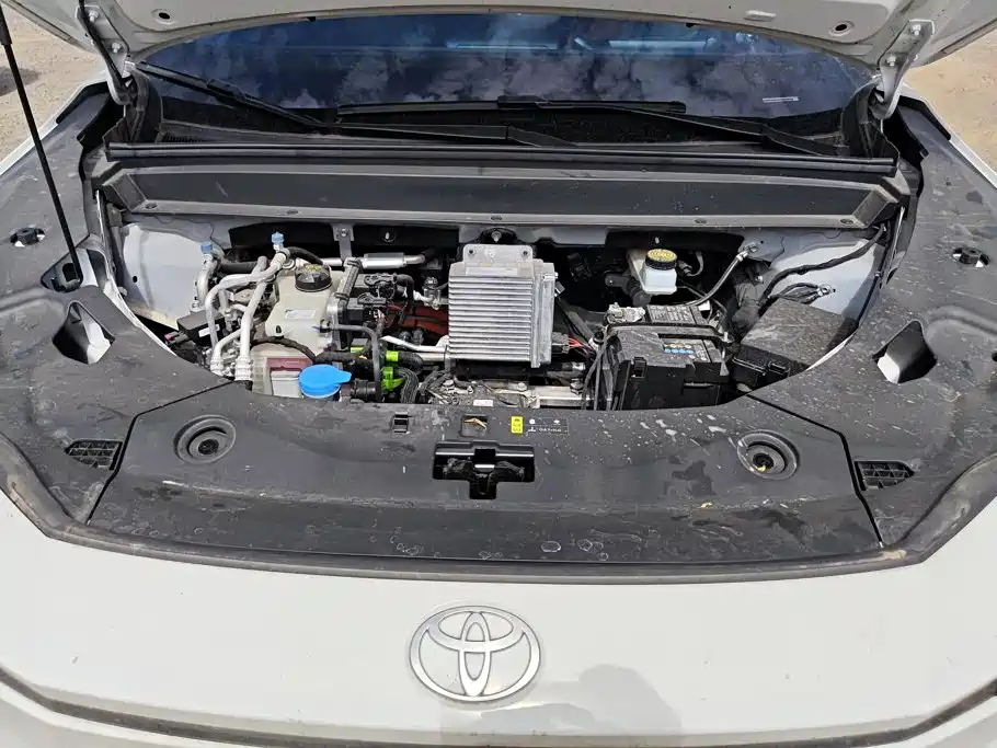 Toyota bZ3X — миниатюра 10