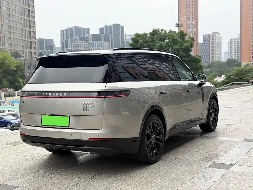 Lynk & Co 900 — миниатюра 9
