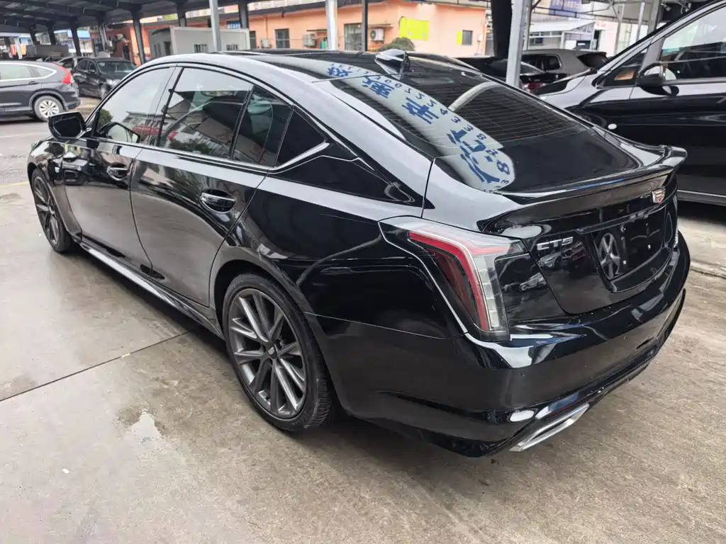 CADILLAC CT5