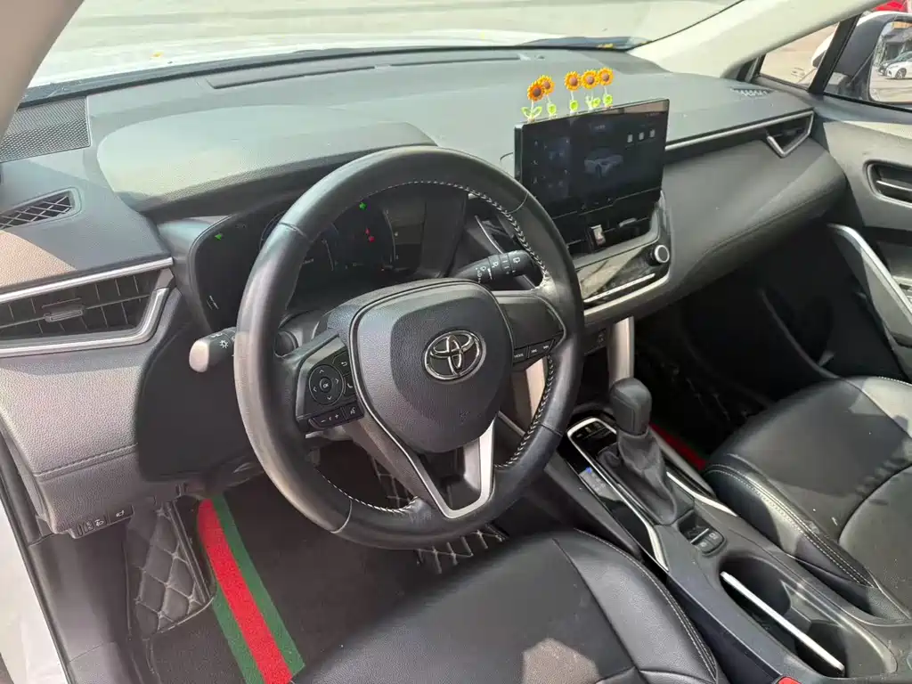 Toyota Frontlander — миниатюра 8