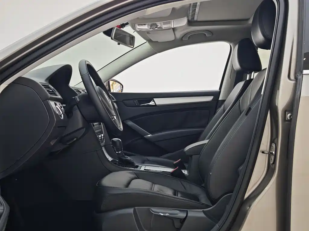 Volkswagen Passat 2014 1.8TSI DSG