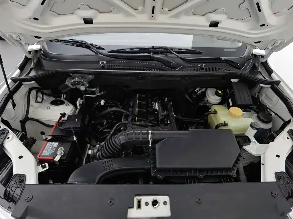 Wuling Hongguang — миниатюра 6
