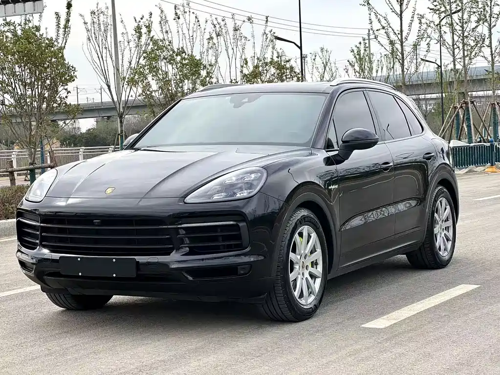 Porsche Cayenne Hybrid 2019