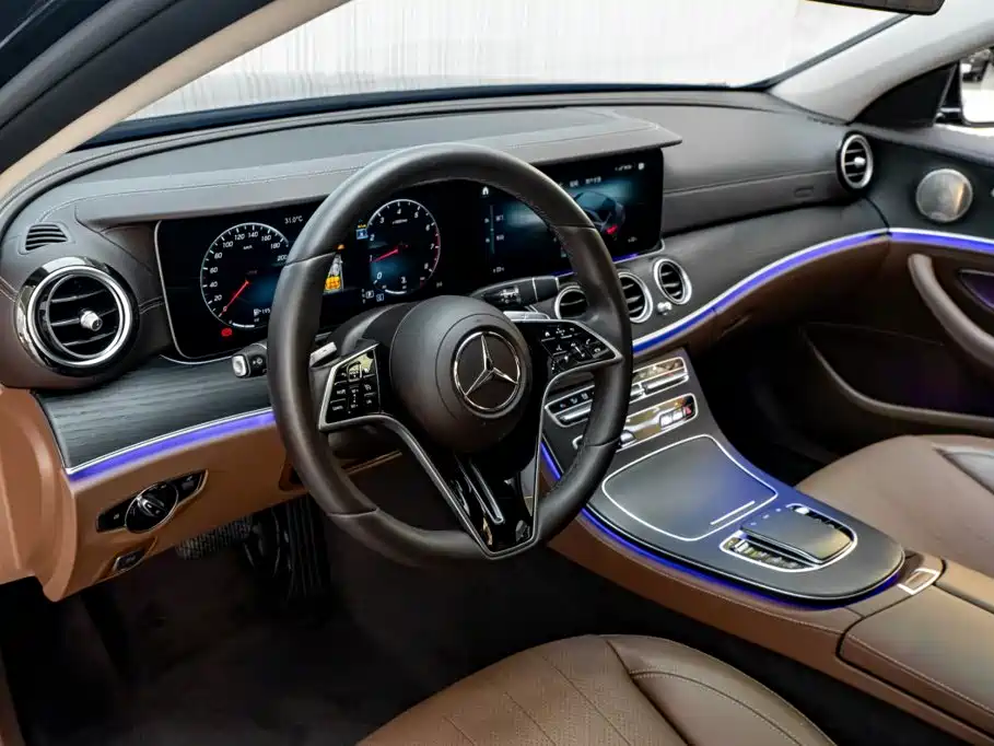 Mercedes-Benz E-Class — миниатюра 25