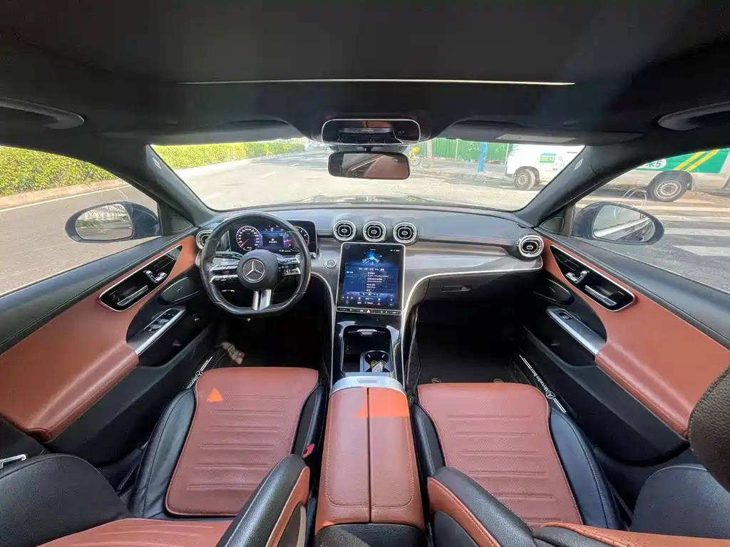 Mercedes-Benz C-Class — миниатюра 9