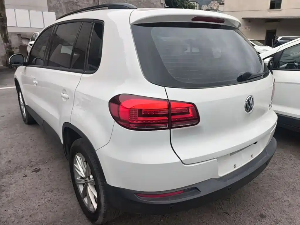 Volkswagen Tiguan — миниатюра 5