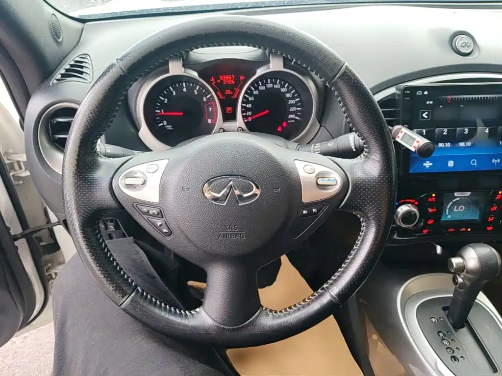 Infiniti ESQ — миниатюра 11