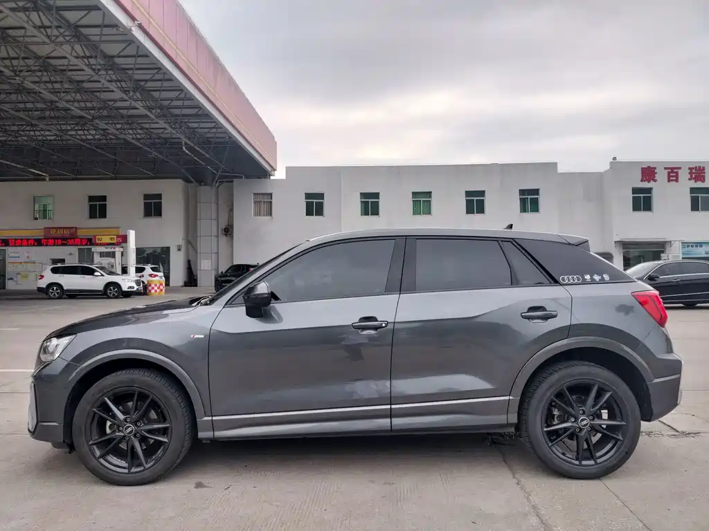 Audi Q2L — миниатюра 8
