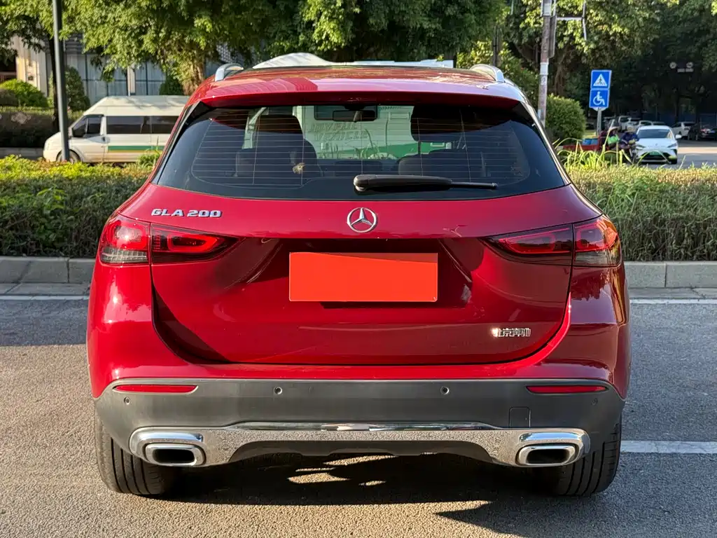 Mercedes-Benz GLA — миниатюра 5