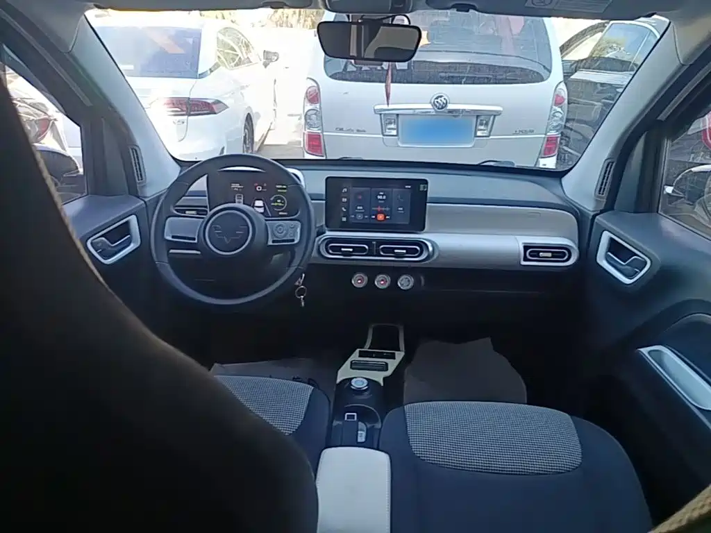 Wuling MINIEV — миниатюра 10