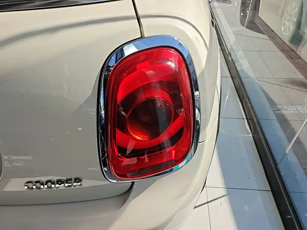 MINI Mini — миниатюра 8