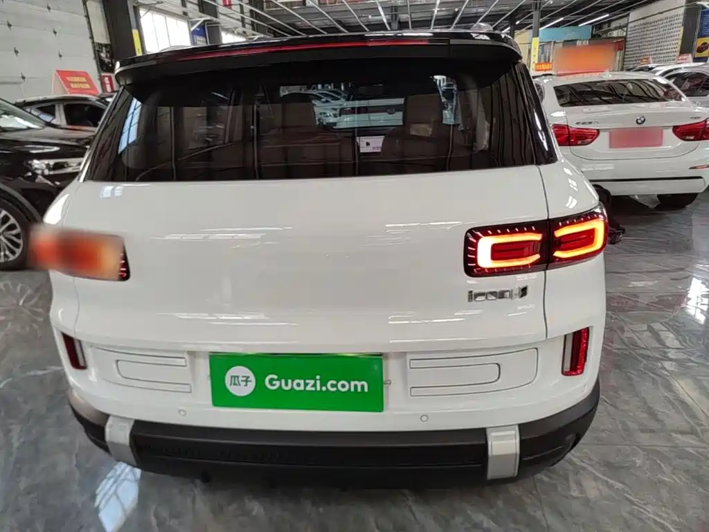 Geely Icon — миниатюра 6