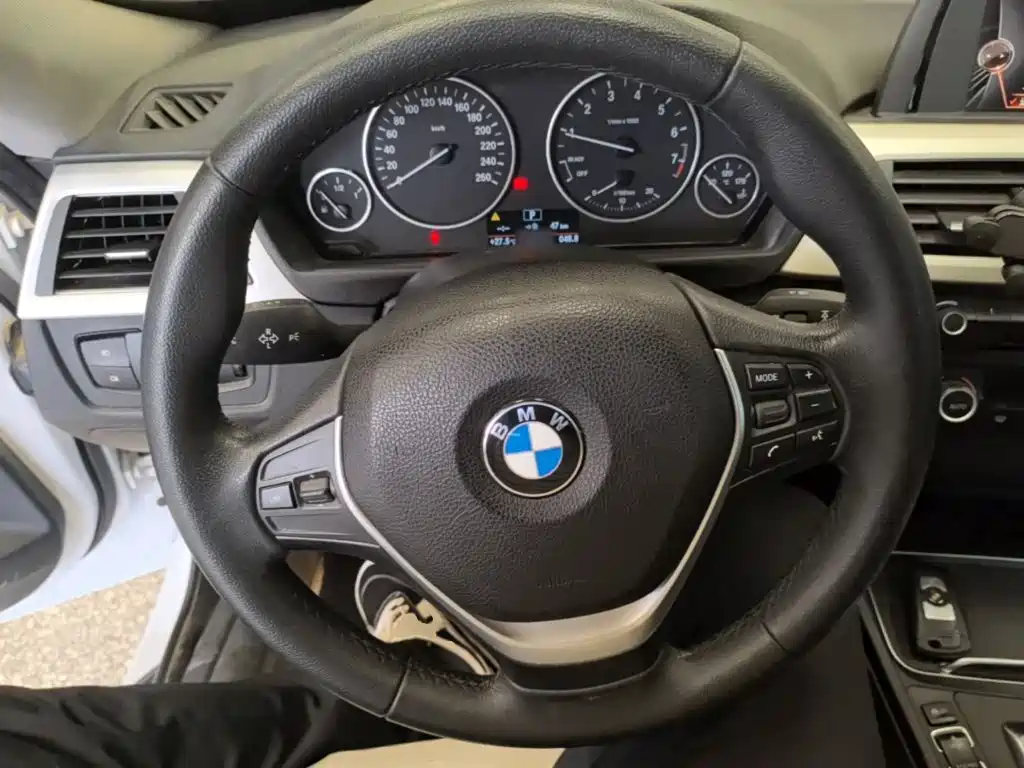 BMW 3 Series GT — миниатюра 11