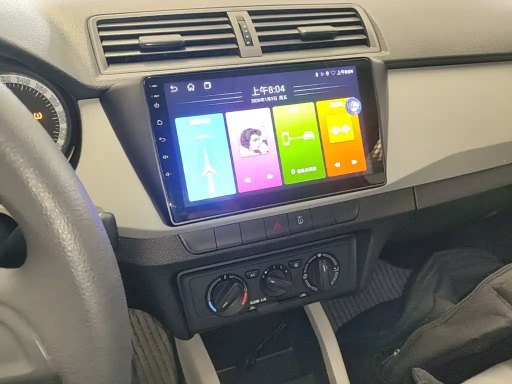 Skoda Fabia — миниатюра 13