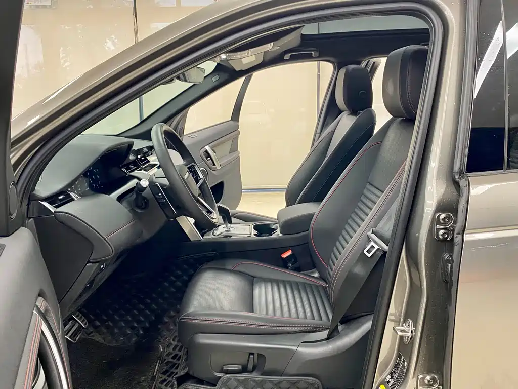 Land Rover Discovery Sport 2022 249PS R-Dynamic S 5 мест