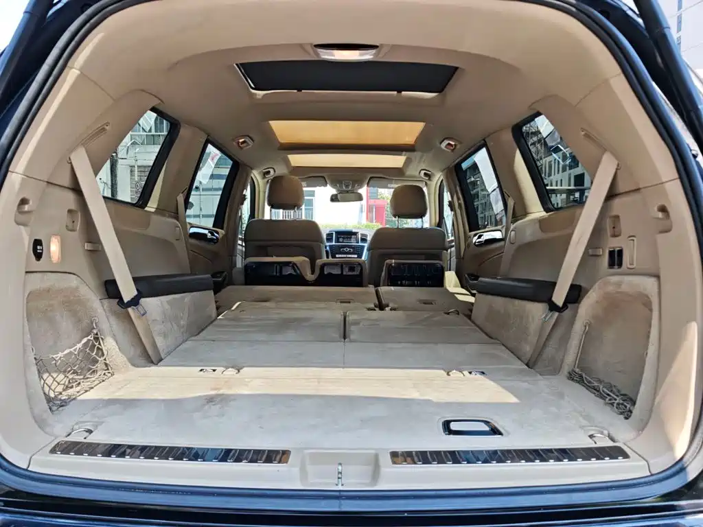 Mercedes-Benz GL-Class — миниатюра 29