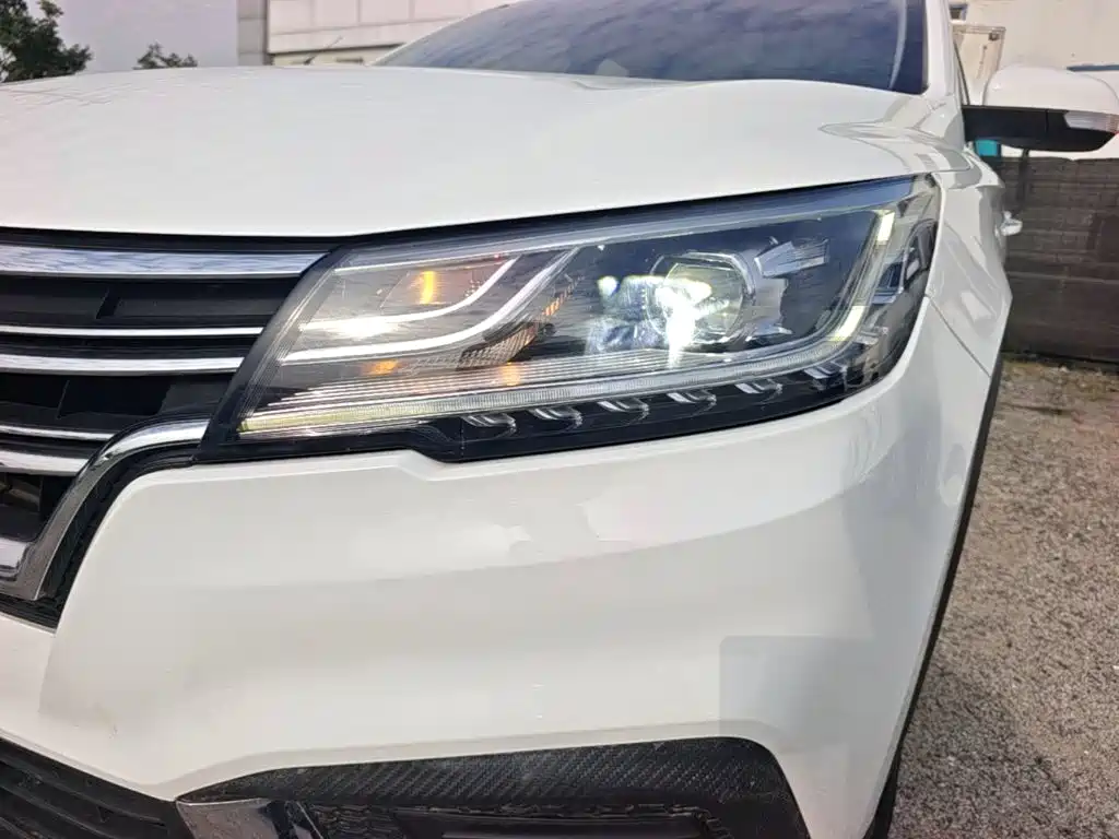Roewe RX3 — миниатюра 24