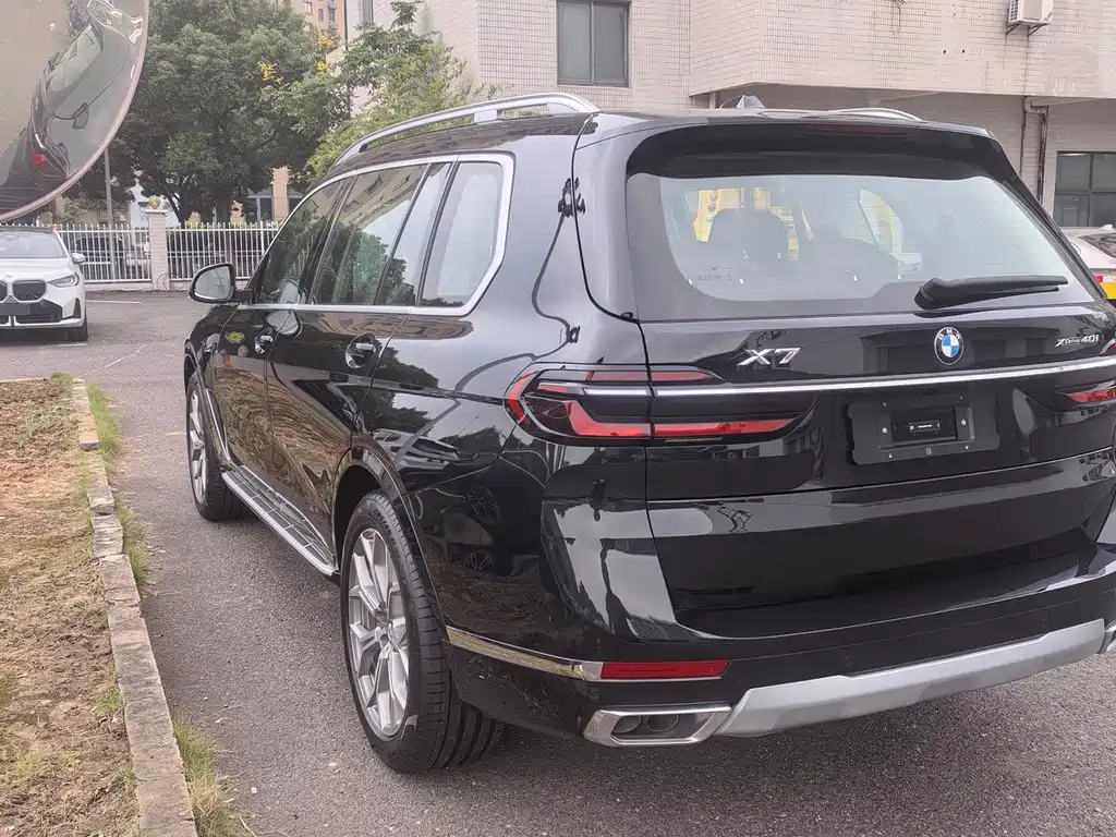 BMW X7 — миниатюра 4