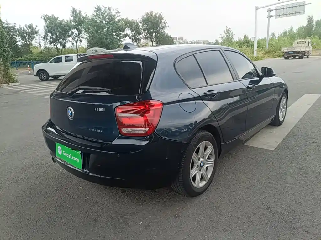 BMW 1 Series (Import) — миниатюра 7