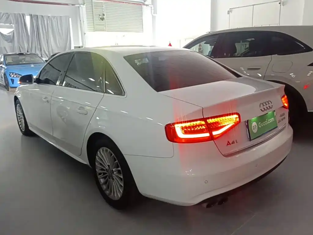 Audi A4L — миниатюра 5