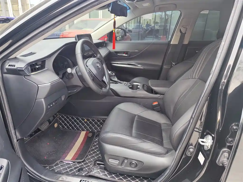 TOYOTA LING FANG HARRIER