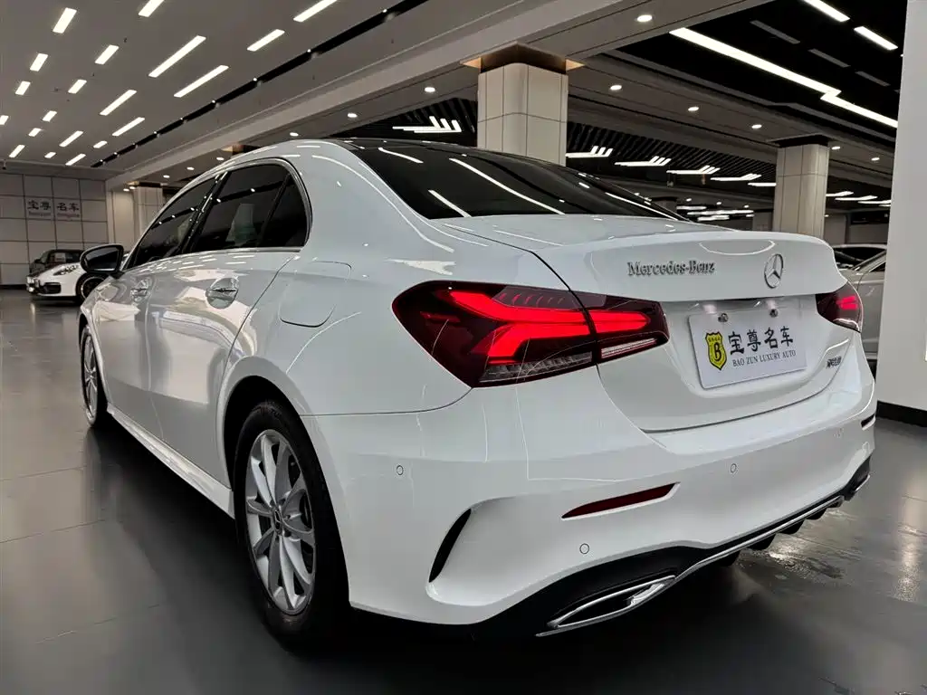 MERCEDES-BENZ A CLASS