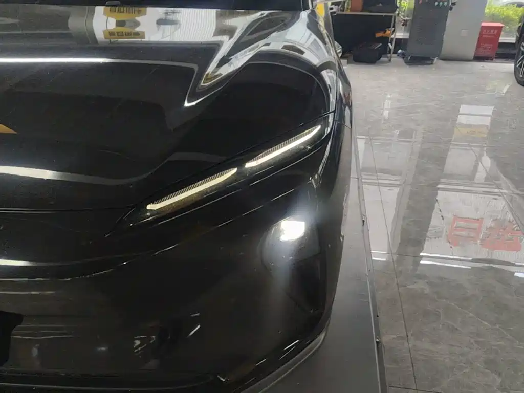 NIO ET5T — миниатюра 24