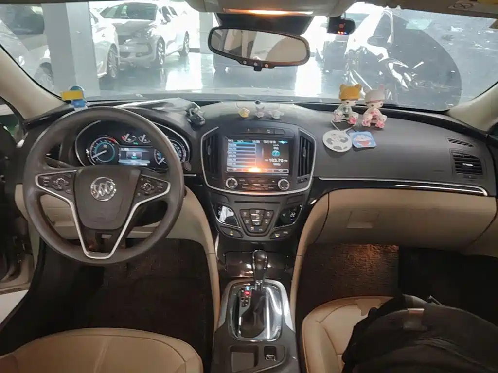 Buick Regal — миниатюра 10