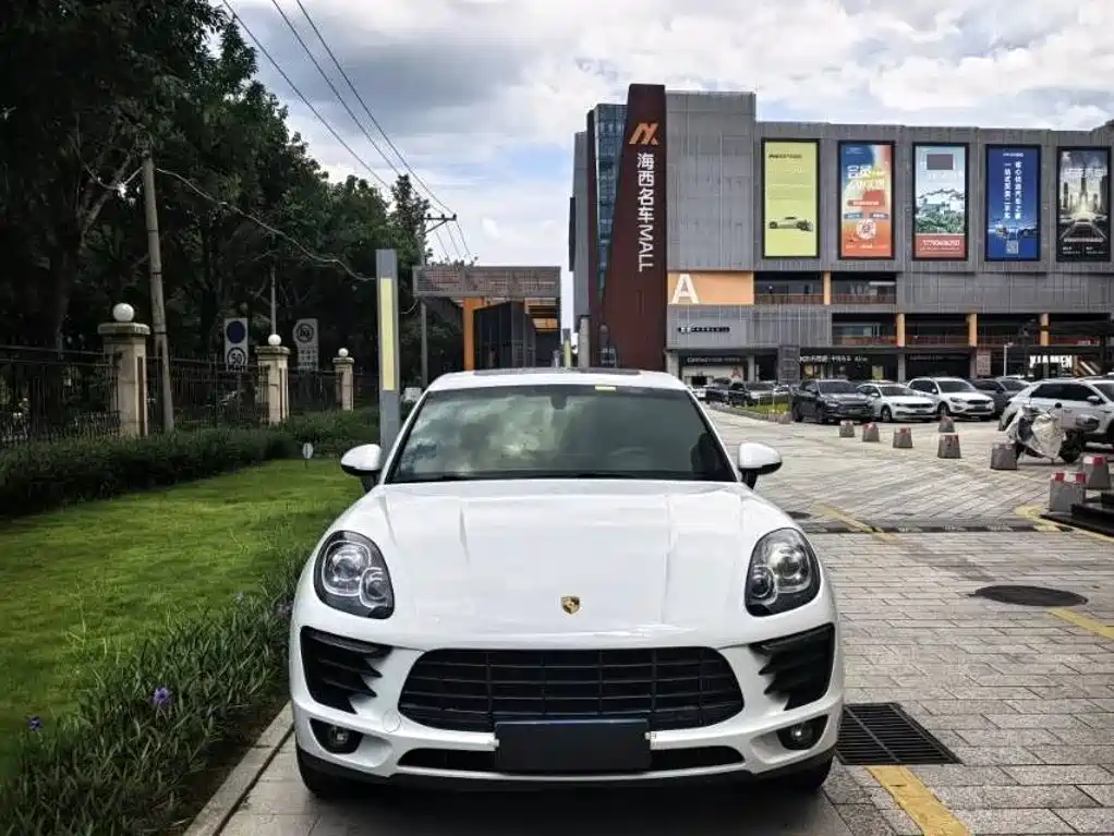 Porsche Macan — миниатюра 2