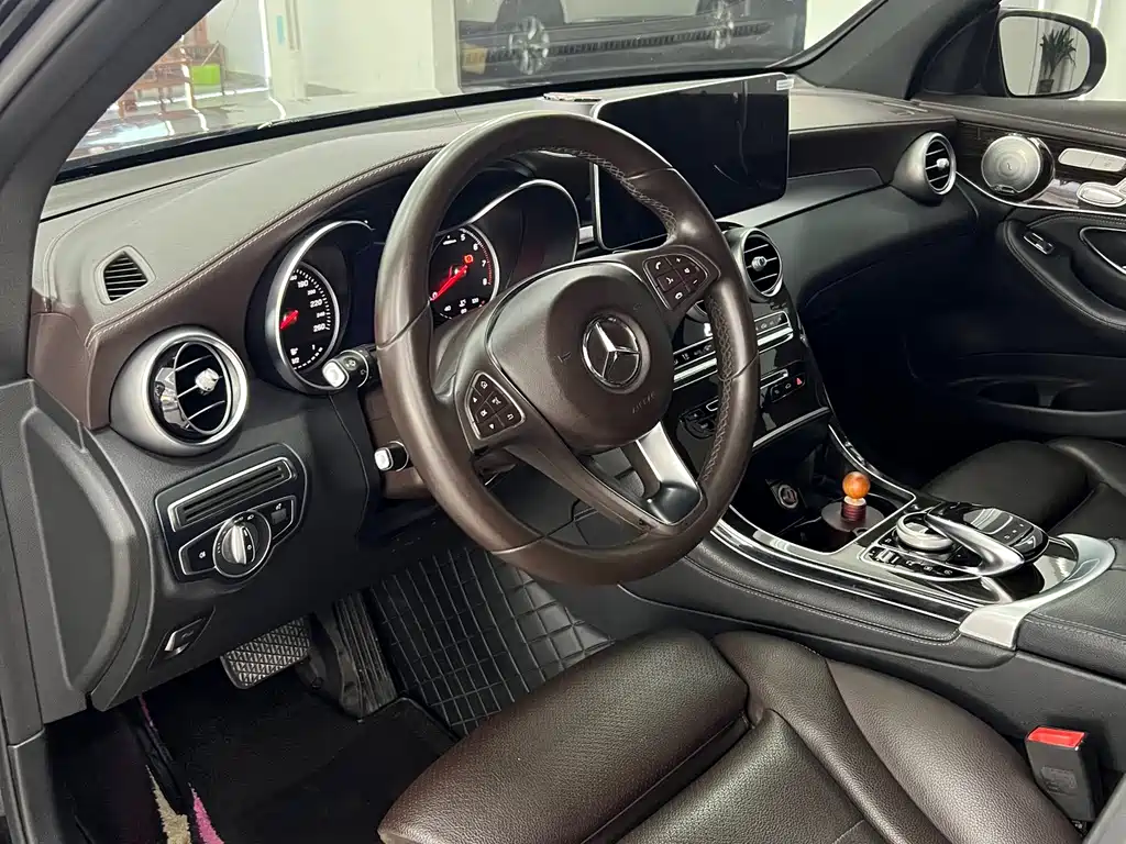 Mercedes-Benz GLC — миниатюра 16