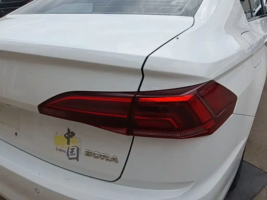 Volkswagen Bora — миниатюра 8