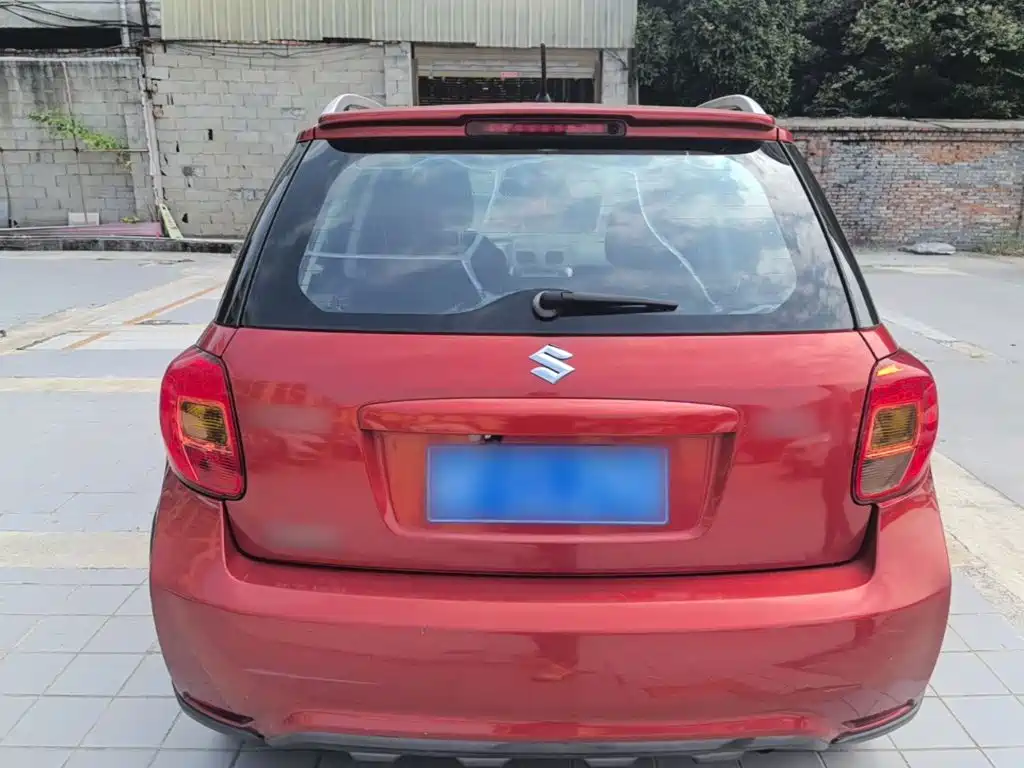 Suzuki SX4 — миниатюра 6