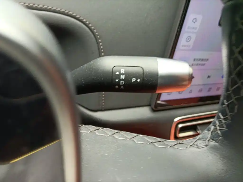 Li Auto Li L6 — миниатюра 10