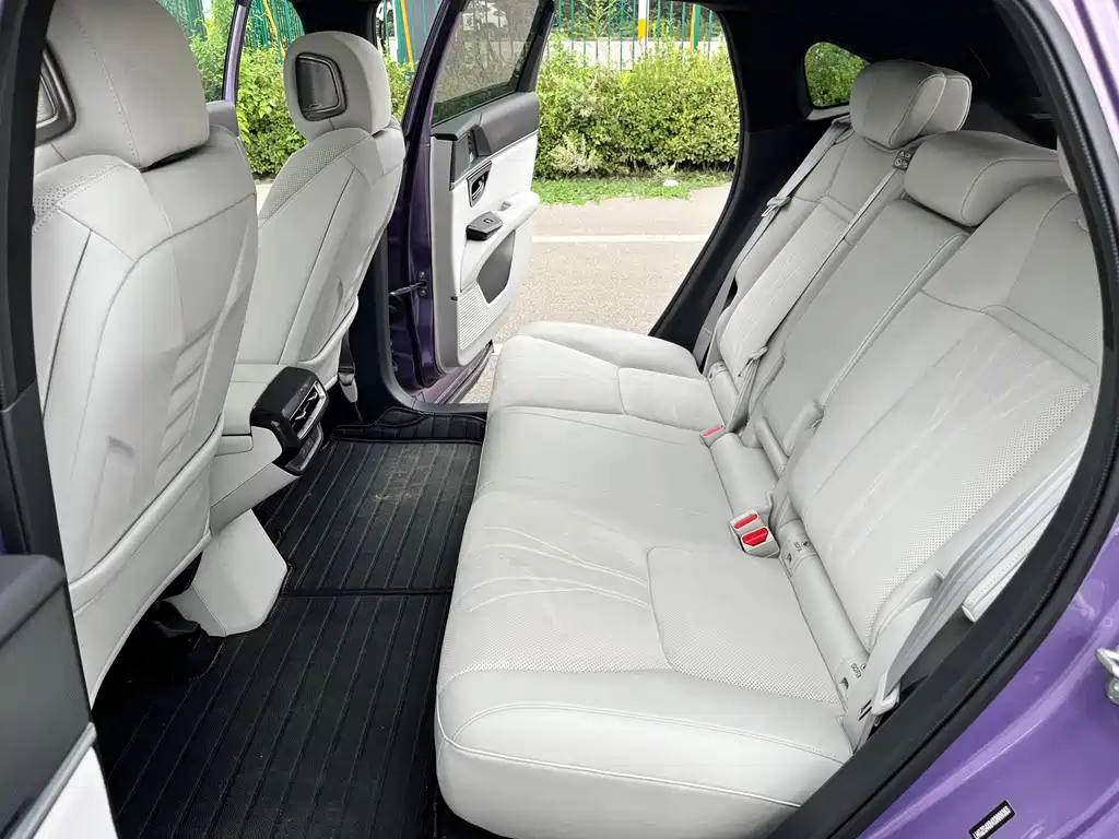 Honda Hiroyo Honda P7 — миниатюра 11