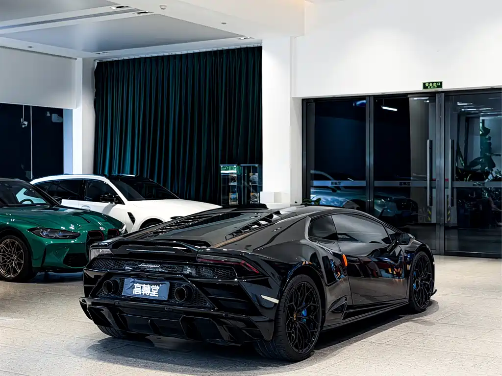 Lamborghini Huracán — миниатюра 5