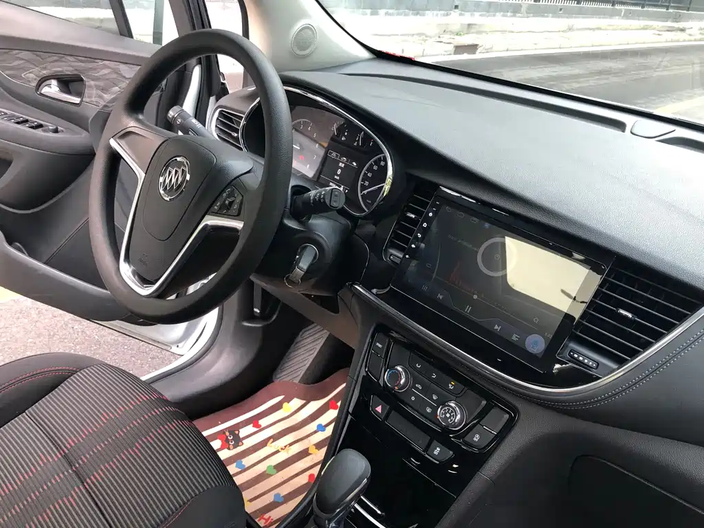 Buick Encore — миниатюра 9