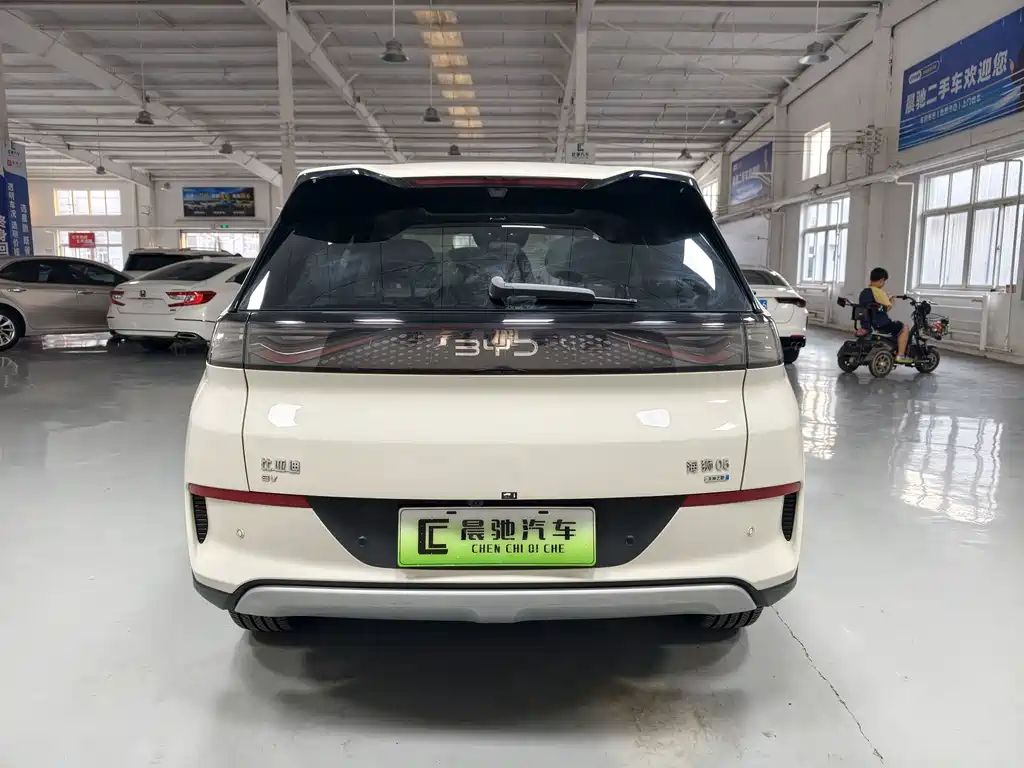 BYD Sealion 05 EV — миниатюра 5
