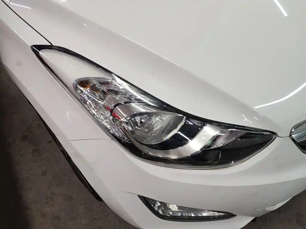 Hyundai Elantra Langdong — миниатюра 11