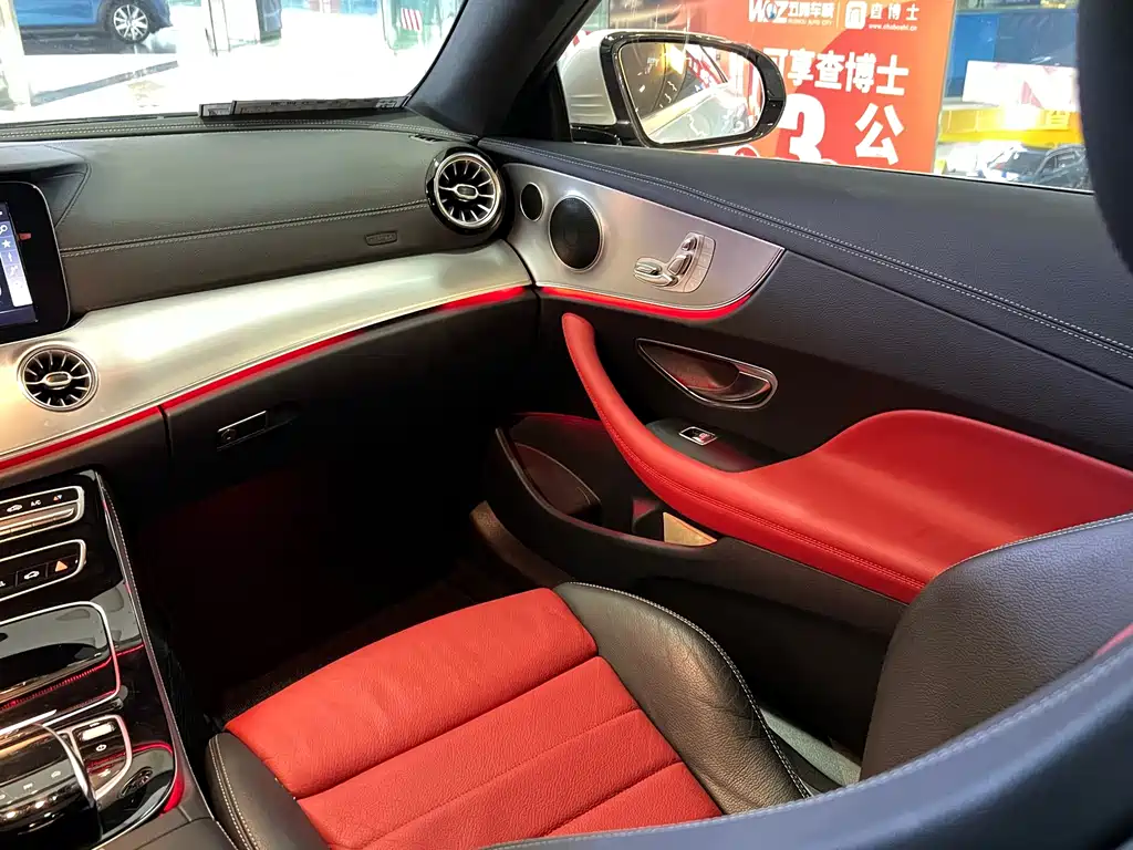 MERCEDES-BENZ E CLASS