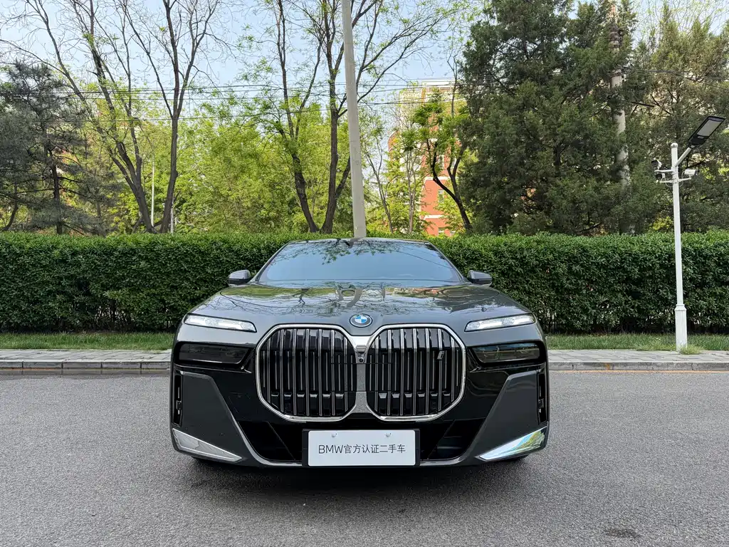 BMW i7 2023 eDrive50L Premium M Sport