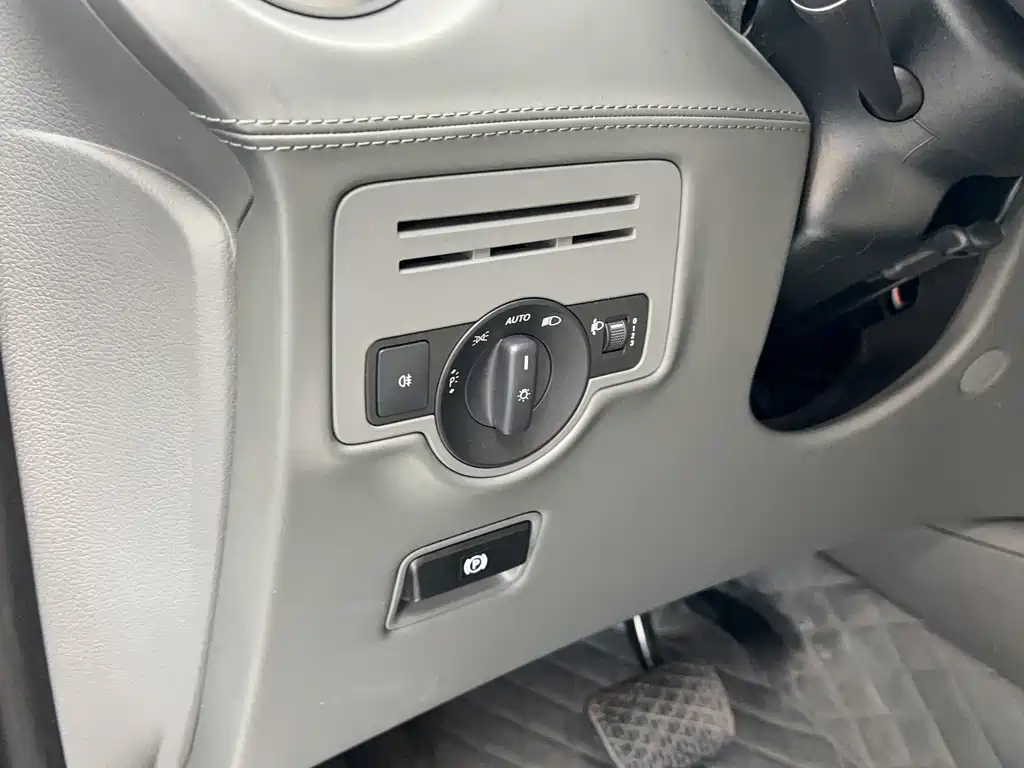 Mercedes-Benz Vito — миниатюра 18