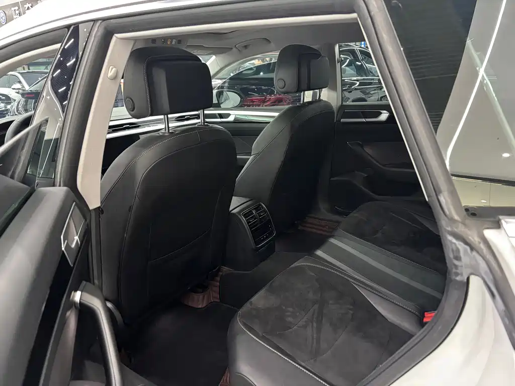 Volkswagen CC — миниатюра 5