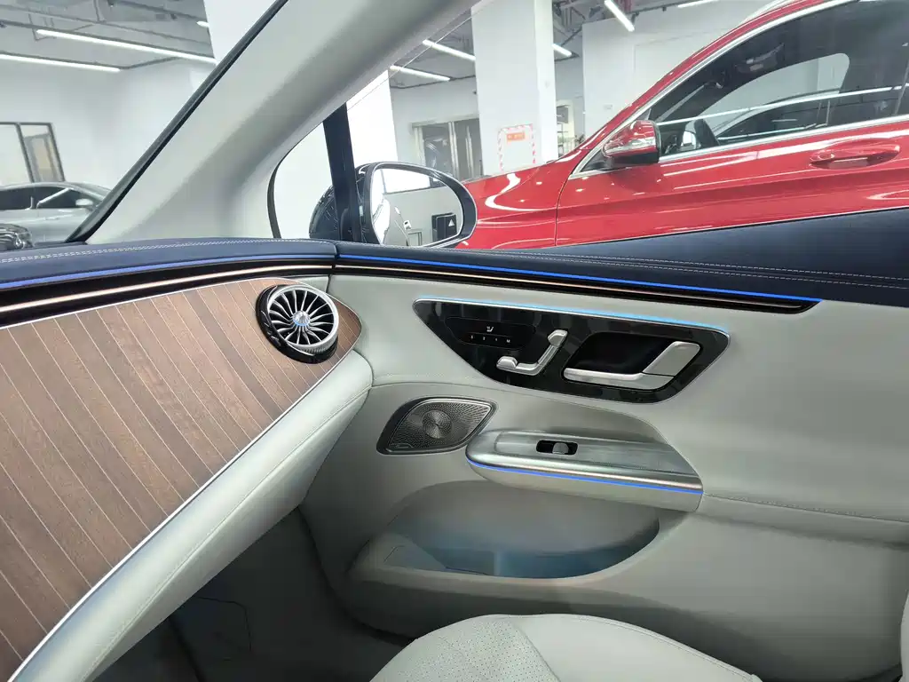 Mercedes-Benz EQE — миниатюра 14