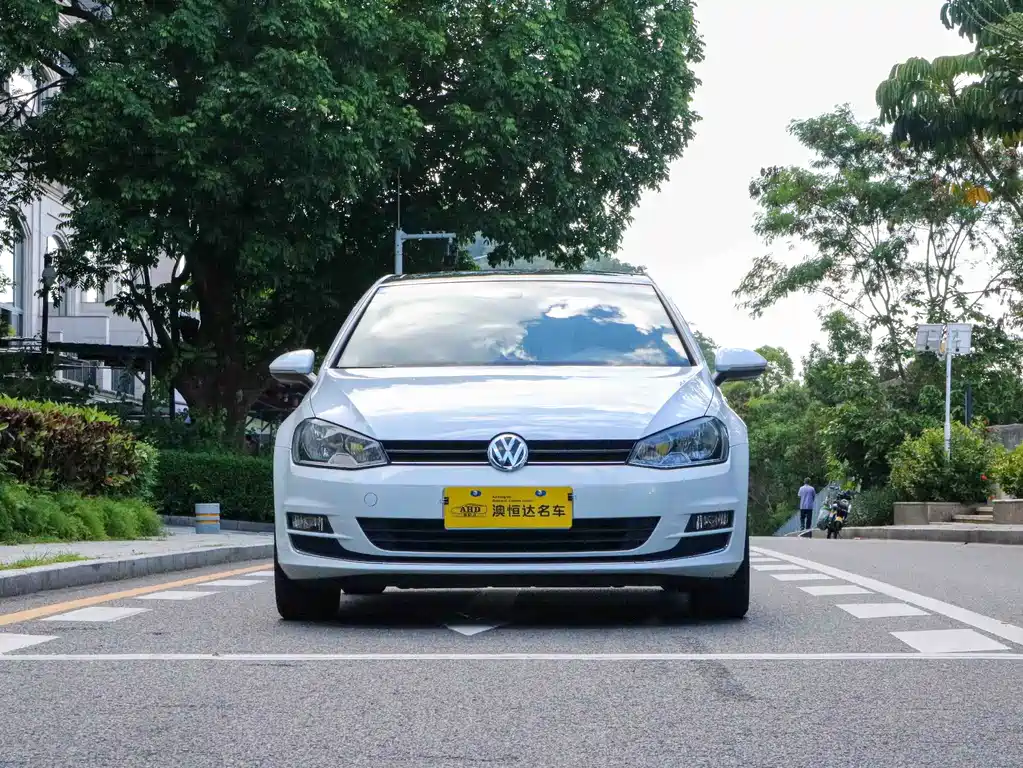 Volkswagen Golf — миниатюра 3