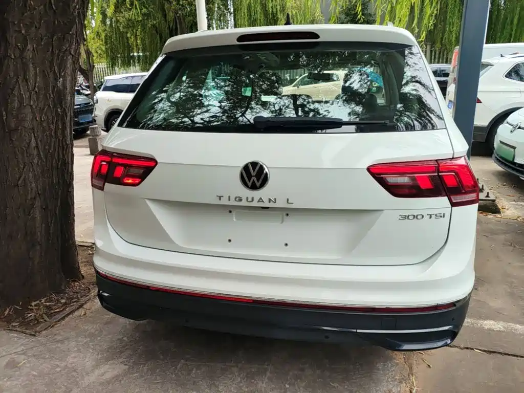 Volkswagen Tiguan L — миниатюра 6
